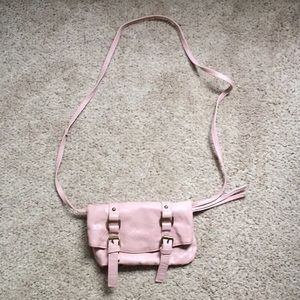 Crossbody purse